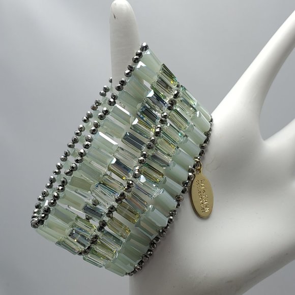 ALI KHAN mint glass beaded stretch bracelet with gift box - Picture 1 of 5